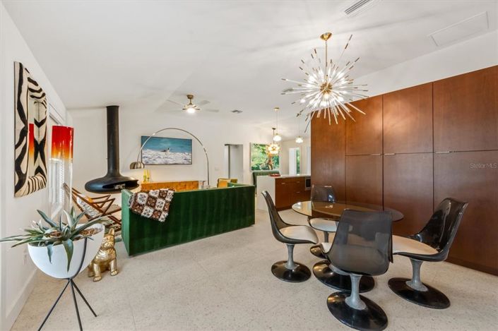 Image No.7-3 Bed Property for sale