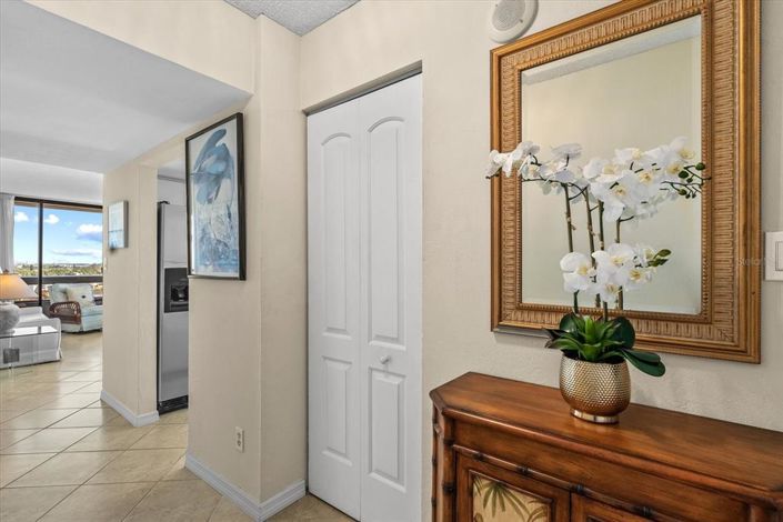 Image No.27-1 Bed Property for sale