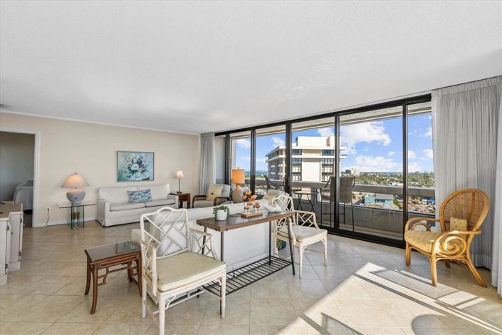 Image No.33-1 Bed Property for sale