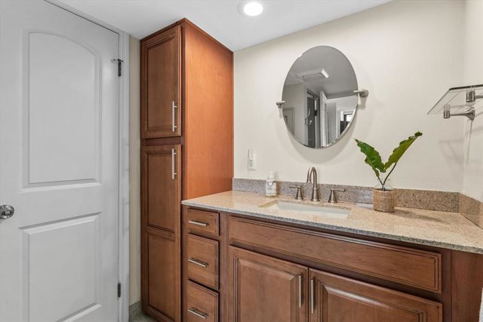 Image No.47-1 Bed Property for sale