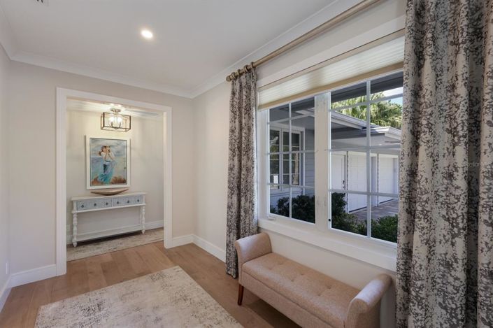 Image No.25-4 Bed Property for sale