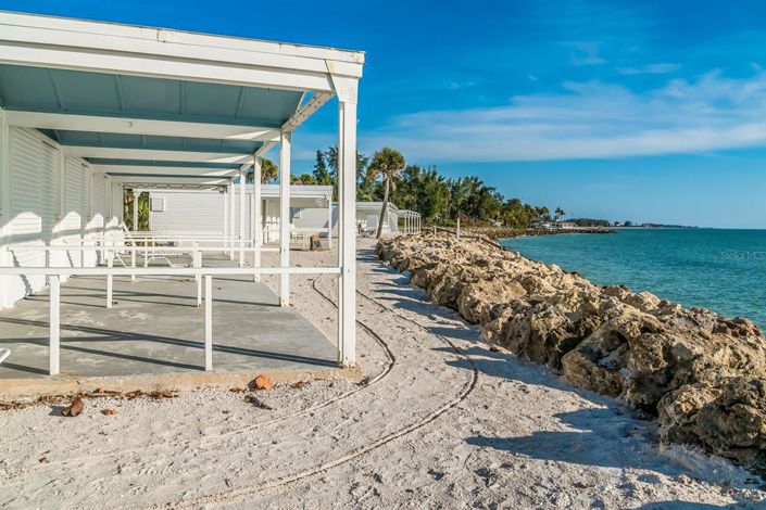 Image No.63-4 Bed Property for sale