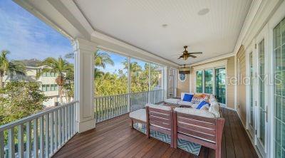 Image No.77-6 Bed Property for sale