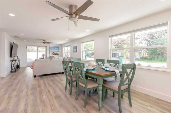 Image No.8-Propriété de 4 chambres à vendre à Holmes Beach