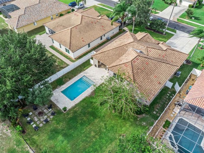 Image No.48-4 Bed Property for sale