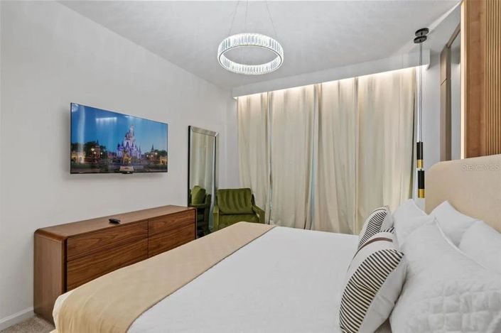 Image No.29-5 Bed Townhouse for sale