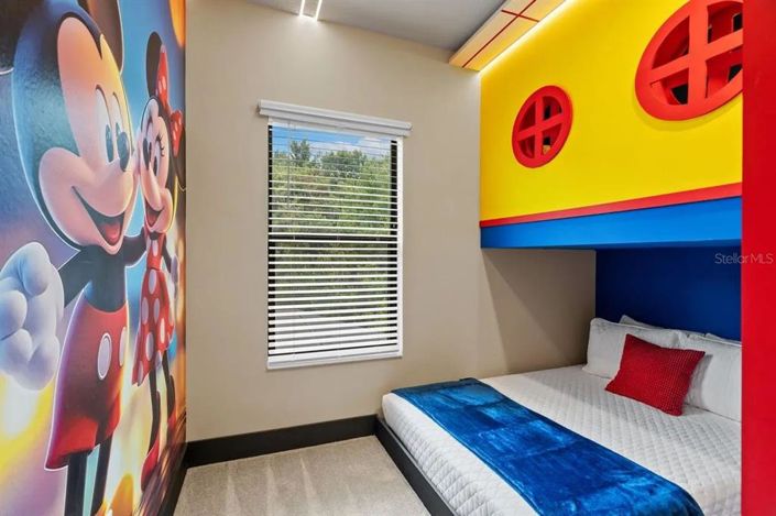 Image No.33-5 Bed Townhouse for sale