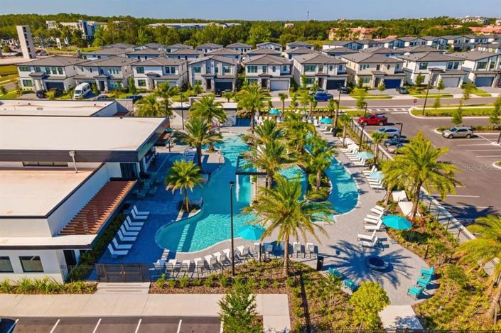 Image No.39-5 Bed Townhouse for sale