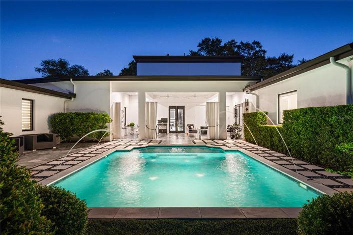 Image No.40-4 Bed Property for sale