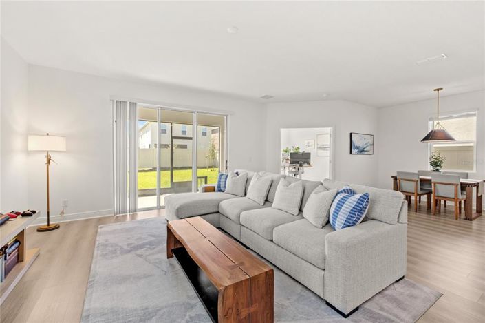 Image No.14-4 Bed Property for sale