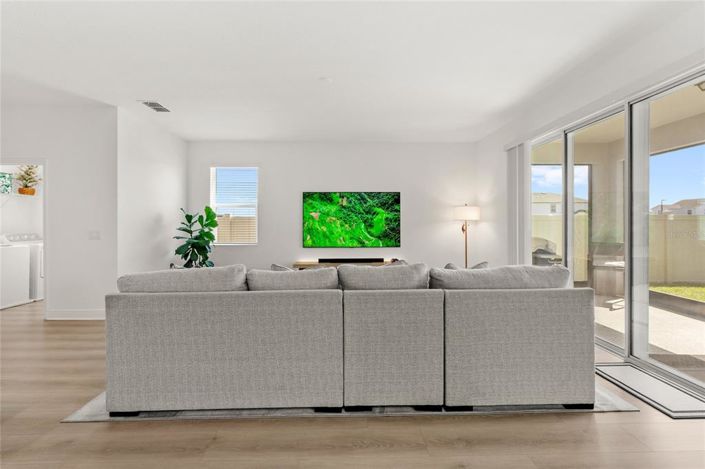 Image No.9-4 Bed Property for sale