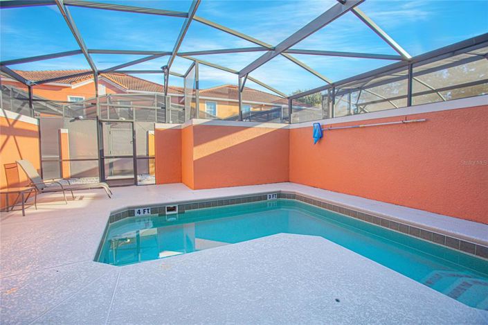 Image No.30-4 Bed Townhouse for sale