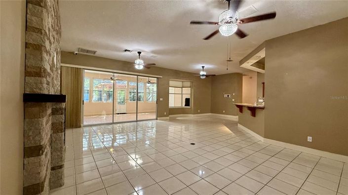 Image No.12-4 Bed Property for sale