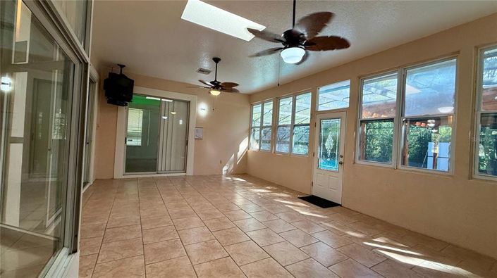 Image No.18-4 Bed Property for sale