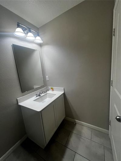 Image No.16-4 Bed Townhouse for sale