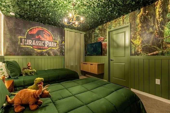 Image No.25-10 Bed Property for sale