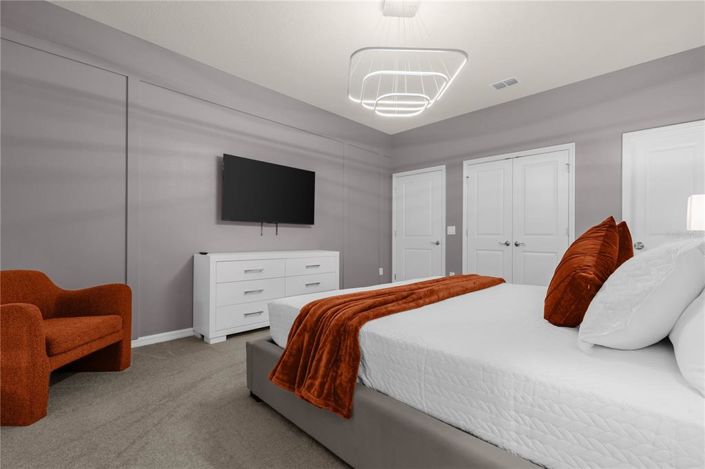 Image No.36-10 Bed Property for sale