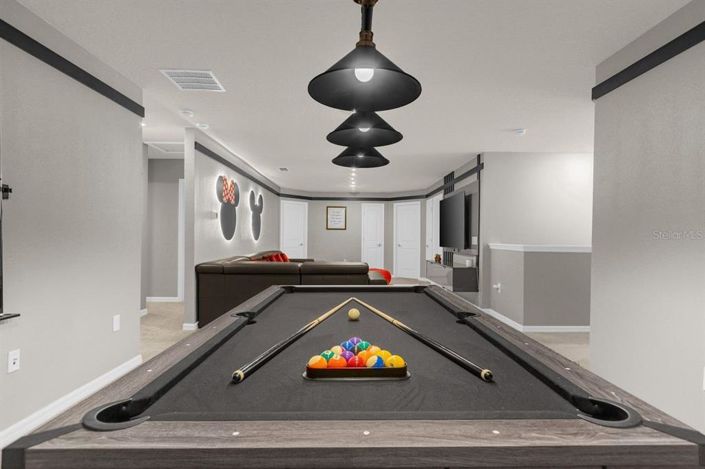 Image No.55-10 Bed Property for sale