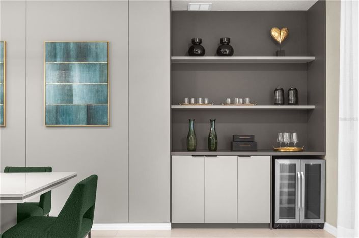 Image No.8-10 Bed Property for sale