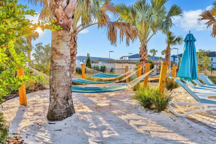 Image No.83-10 Bed Property for sale