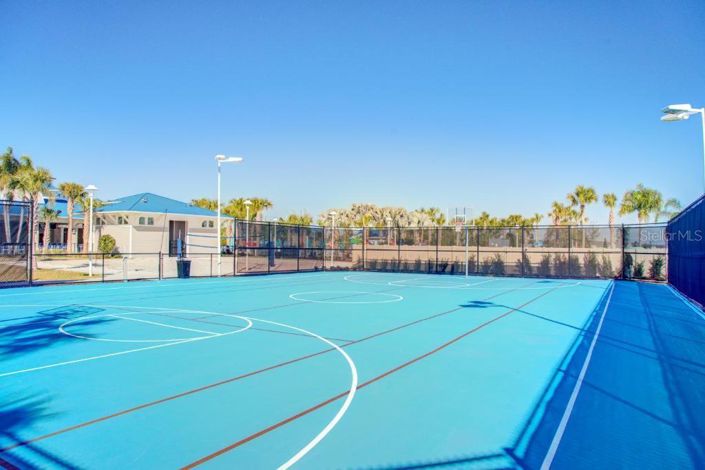 Image No.93-10 Bed Property for sale