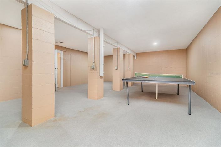 Image No.32-5 Bed Property for sale