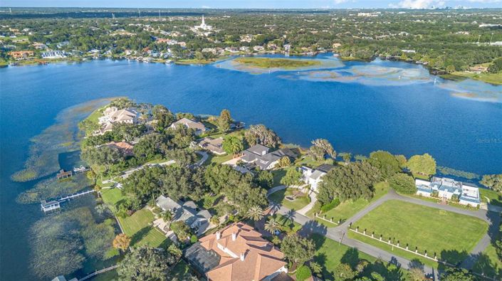 Image No.50-5 Bed Property for sale