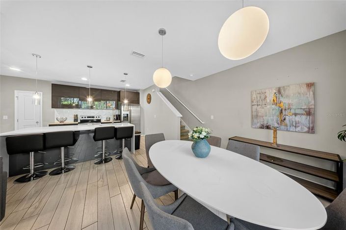 Image No.18-4 Bed Townhouse for sale