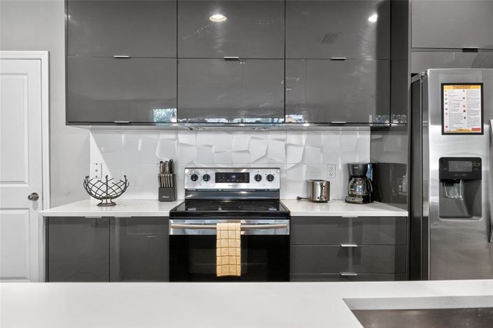 Image No.22-4 Bed Townhouse for sale