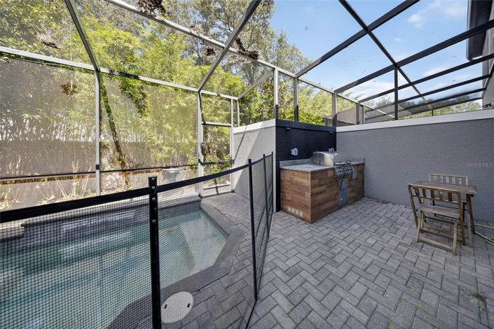 Image No.33-4 Bed Townhouse for sale