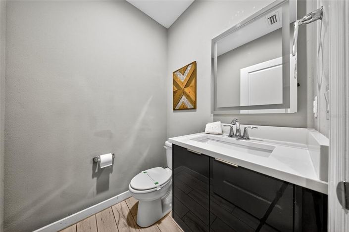 Image No.5-4 Bed Townhouse for sale