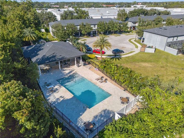 Image No.57-4 Bed Townhouse for sale