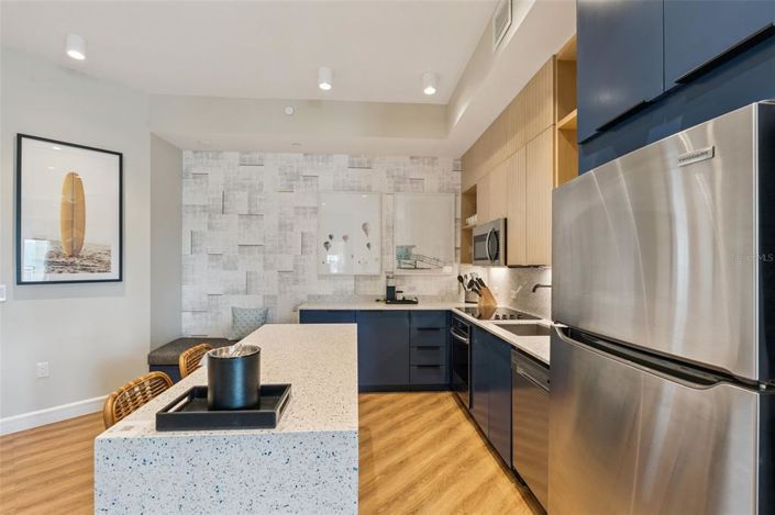 Image No.5-2 Bed Property for sale