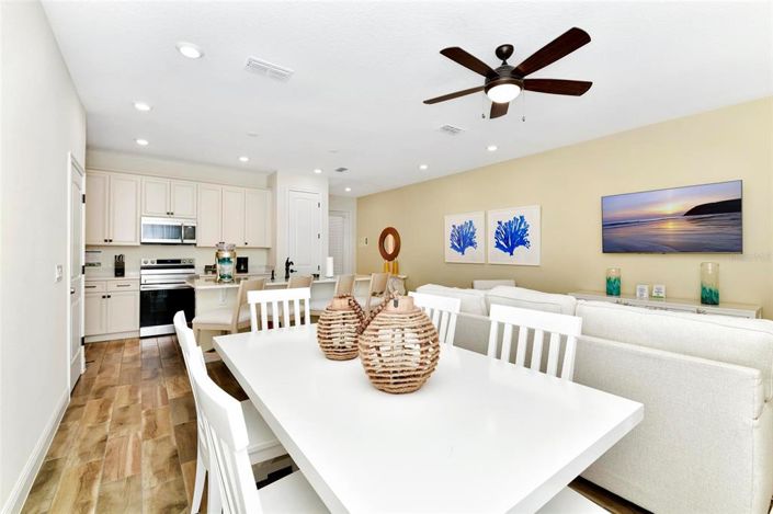 Image No.11-3 Bed Townhouse for sale