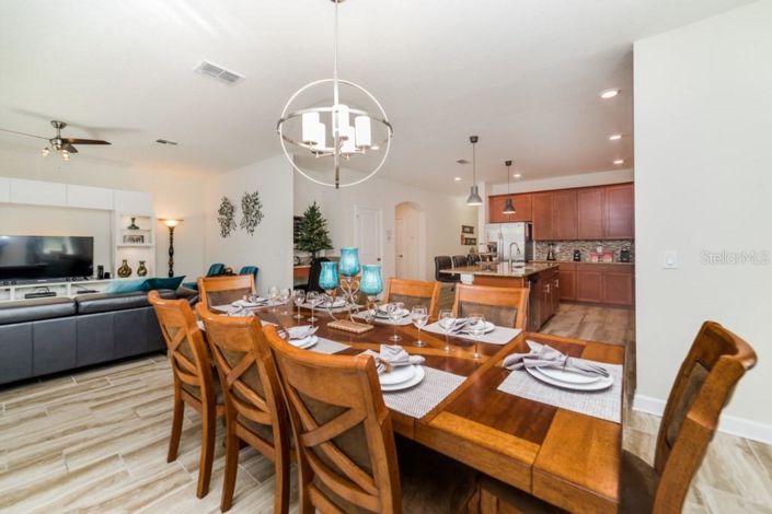 Image No.7-Propriété de 6 chambres à vendre à Kissimmee