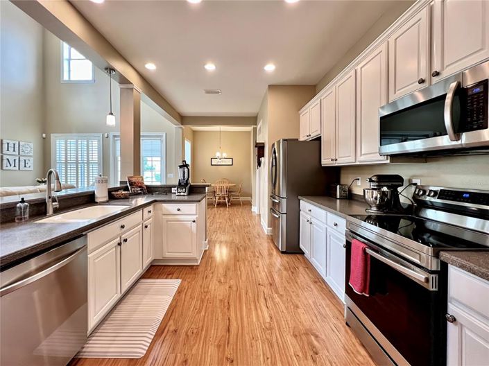 Image No.26-4 Bed Property for sale