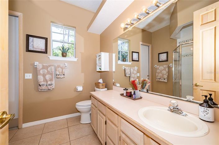 Image No.30-4 Bed Property for sale