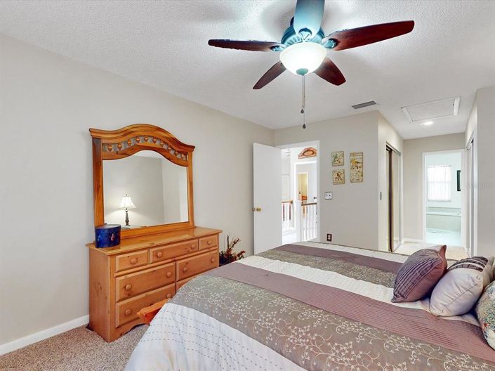 Image No.21-2 Bed Townhouse for sale