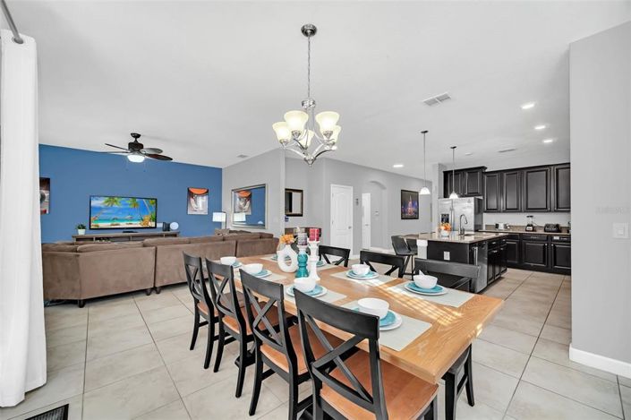 Image No.19-Propriété de 6 chambres à vendre à Kissimmee