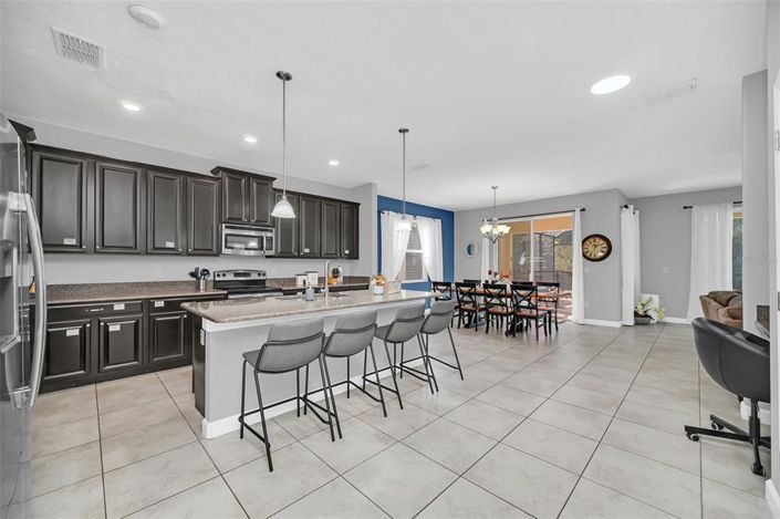 Image No.7-Propriété de 6 chambres à vendre à Kissimmee