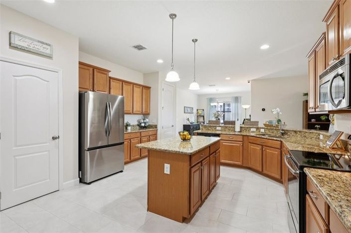 Image No.13-4 Bed Property for sale