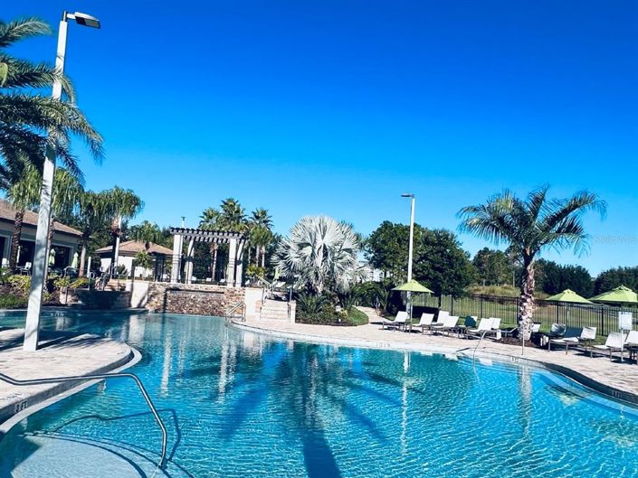 Image No.44-4 Bed Property for sale