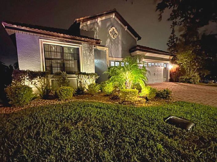 Image No.72-4 Bed Property for sale