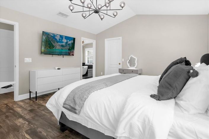 Image No.13-4 Bed Property for sale