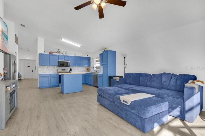 Image No.9-4 Bed Property for sale