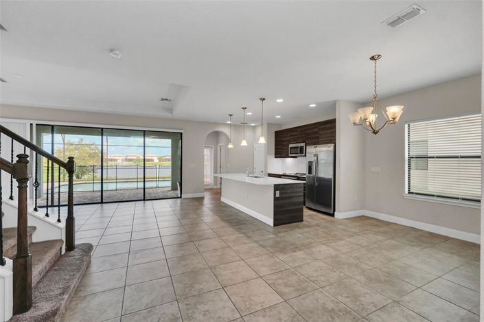 Image No.14-Propriété de 4 chambres à vendre à Haines City