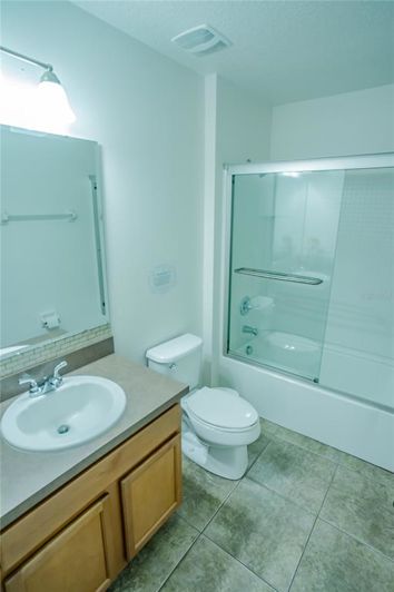 Image No.22-5 Bed Property for sale