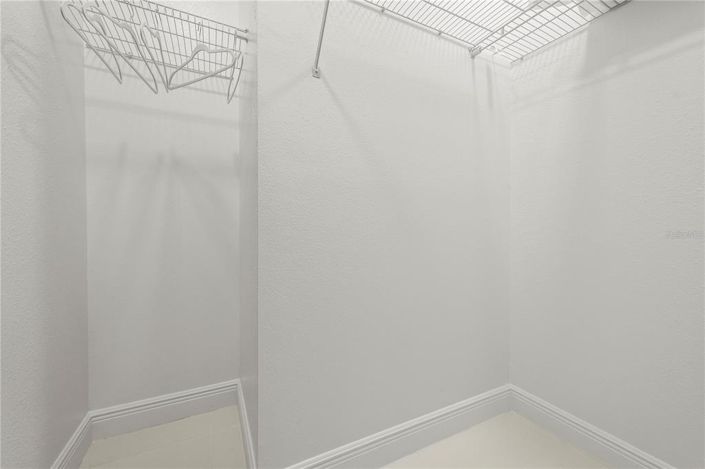 Image No.21-5 Bed Property for sale