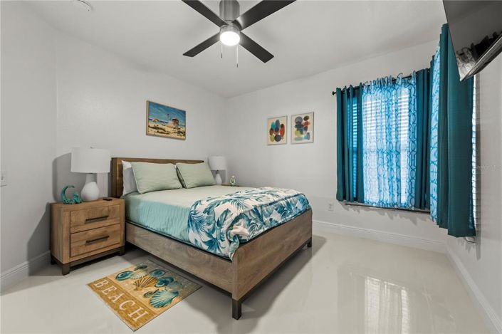 Image No.32-5 Bed Property for sale