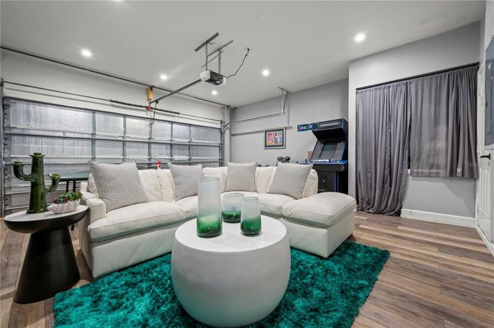 Image No.39-5 Bed Property for sale